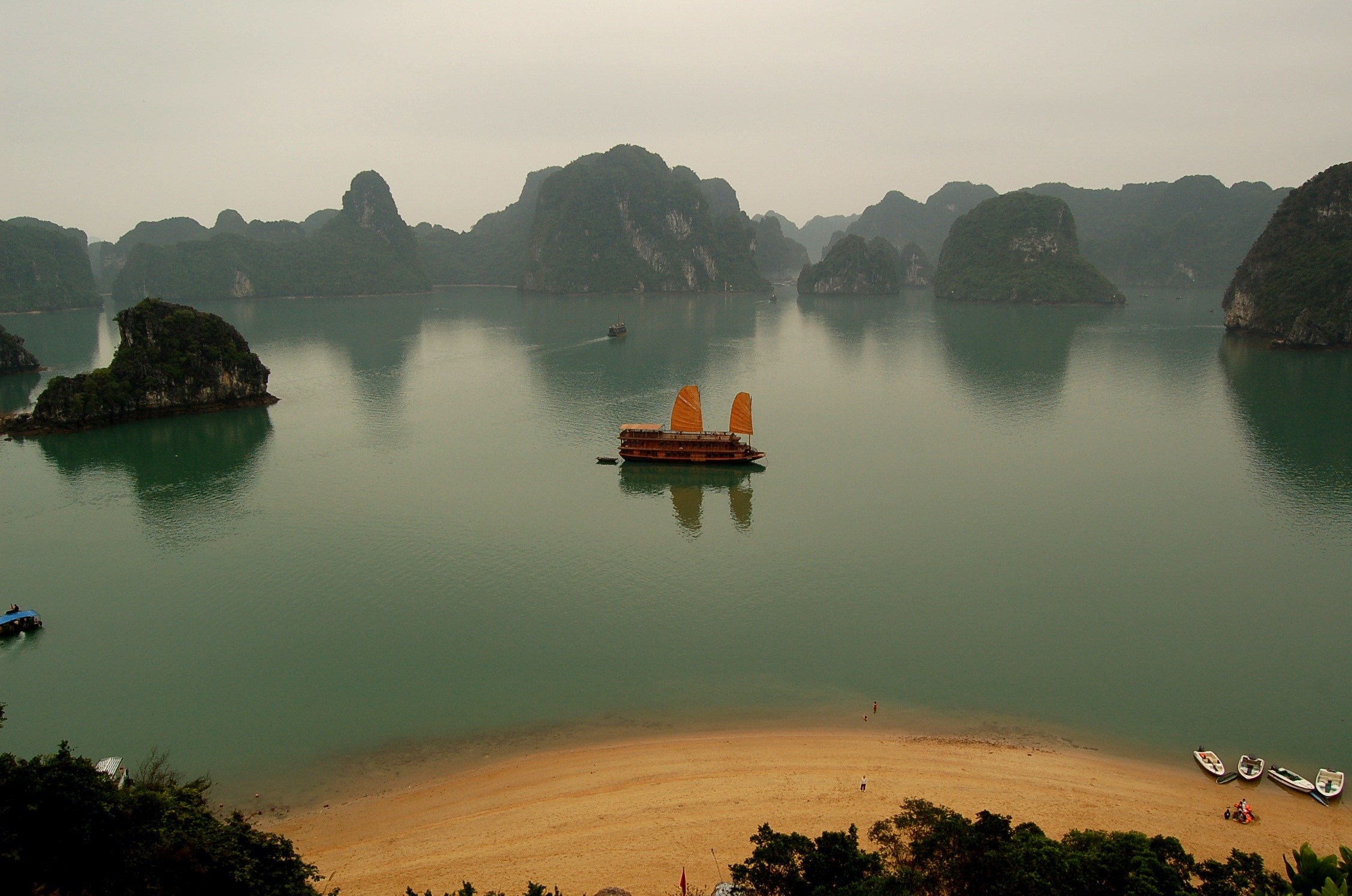 Discover Winter in Vietnam Hanoi Halong Bay Sapa